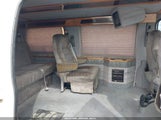 Ford E-150 Standard 1FDEE14L9VHA05865 fotografie