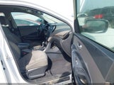 Hyundai Santa Fe Sport 2.4L 5NMZT3LB3HH023104 fotografie
