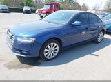 Audi A4 2.0T Premium WAUBFAFLXDN043670 снимка