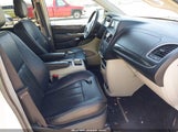 Chrysler Town & Country Touring-L 2C4RC1CG6ER297947 fotografie