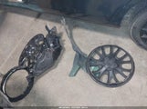 Toyota Corolla Le 5YFBURHE9FP224397 снимка