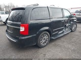 Chrysler Town & Country Limited 2A4RR6DG3BR610260 fotografie