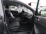 Hyundai Tucson Value KM8J3CA20JU833879 снимка
