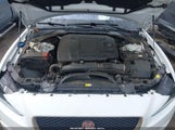 Jaguar Xe 25T Premium SAJAJ4FX5JCP19873 снимка