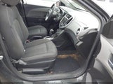 Chevrolet Sonic Lt Auto 1G1JD5SH2J4102248 снимка