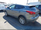 Nissan Rogue Sport S JN1BJ1CP2JW157602 снимка