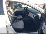 Toyota Corolla Le 5YFBURHE9JP826970 снимка