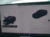 Tesla Model Y Premium Rear-Wheel Drive/Standard Rear-Wheel Drive 7SAYGDED0TA454949 fotografie