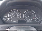 BMW 320I WBA3B1C50FK141570 fotografie