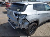 Jeep Compass Latitude 4X4 3C4NJDBN0ST529103 снимка