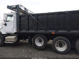 International  5600I 1HTXHAXT83J067041 снимка