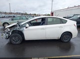 Toyota Prius Three JTDKN3DU7C5529719 fotografie