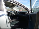 Toyota Rav4 Le 2T3BFREV9GW455709 снимка