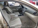 Toyota Camry Le 4T4BF3EK3AR008446 снимка