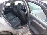 Audi A4 2.0T Premium WAUFFAFL1FN011310 снимка