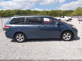 Toyota Sienna Le V6 8 Passenger 5TDKK3DC7DS330147 fotografie