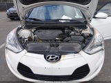 Hyundai Veloster Base W/Gray KMHTC6AD6DU116483 снимка