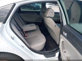 Hyundai Sonata Se 5NPE24AFXHH487345 photo
