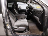 Toyota Tundra Grade 5.7L V8 5TFRY5F16AX088798 fotografie