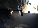 Toyota Sequoia Sr5 V8 5TDBT44A32S106257 снимка