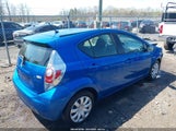 Toyota Prius C Two JTDKDTB37E1562842 снимка