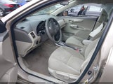 Toyota Corolla Le 2T1BU4EE9AC291842 снимка