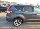 Ford Escape Titanium 1FMCU9JX7GUA11450 fotografie