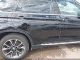 BMW X5 xDrive35I 5UXKR0C53G0P18981 снимка