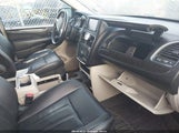 Chrysler Town & Country Touring 2C4RC1BG5ER383347 fotografie