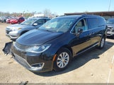 Chrysler Pacifica Touring-L 2C4RC1BG1HR620906 снимка