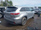 Toyota Highlander Xle V6 5TDJKRFHXGS503817 fotografie
