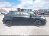 Toyota Prius Three JTDKN3DU3D5575596 снимка
