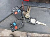Lincoln Town Car Executive 1LNLM81W7PY740641 снимка