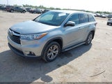 Toyota Highlander Le Plus V6 5TDZKRFHXGS154810 снимка