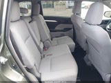 Toyota Highlander Le V6 5TDBKRFH7GS269401 снимка