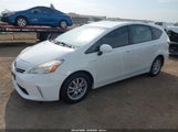 Toyota Prius V Two JTDZN3EU6D3211519 снимка