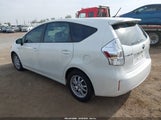 Toyota Prius V Two JTDZN3EU6D3211519 снимка