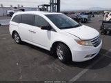 Honda Odyssey Touring/Touring Elite 5FNRL5H92BB104735 photo