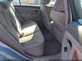 Toyota Camry Le 4T1BE46K69U827707 photo