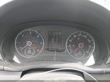Volkswagen Passat 2.0L Tdi Se 1VWBV7A3XFC058522 photo