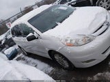 Toyota Sienna Limited 5TDBK22C48S010514 снимка