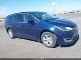 Chrysler Pacifica Hybrid Touring Plus 2C4RC1H77HR765083 fotografie