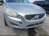 Volvo S60 T5/T5 Platinum/T5 Premier/T5 Premier Plus YV1612FS3D2175472 photo