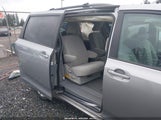 Toyota Sienna Le 5TDJK3DC6BS001724 снимка