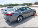 Nissan Altima Sv Fwd 1N4BL4DV8RN373449 photo
