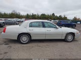 Lincoln Town Car Signature Limited 1LNHM82W35Y670749 photo