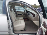 Lincoln Town Car Signature Limited 1LNHM82W35Y670749 photo