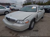 Lincoln Town Car Signature Limited 1LNHM82W35Y670749 photo