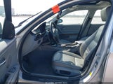 BMW 325Xi WBAVD13526KV08830 снимка