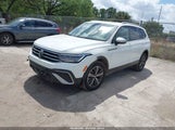 Volkswagen Tiguan 2.0T Wolfsburg Edition 3VVAB7AX0RM235058 fotografie